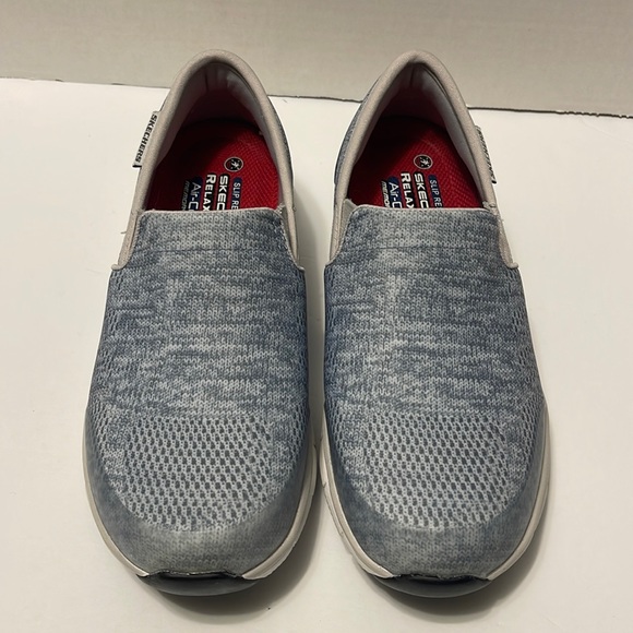 Skechers Slip Resistant Women’s Size 7.5 Gray Relaxed Fit Memory Foam Work Shoes - Picture 2 of 10